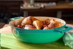 Saveur Selects Hapjespan Voyage - Saveur Blue - ø 30 Cm / 4.2 Liter - Geëmailleerde Anti-aanbaklaag -Beste Keukengerei 1 2 scaled 1