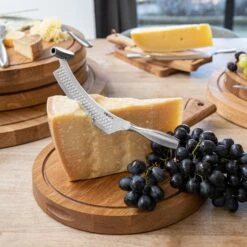 Boska Kaasmes Hollands Monaco+ -Beste Keukengerei 307106 320091 Hollands Kaasmes Monaco Nr.8 Serveerplank Friends Rond M 2 Pasen 2023