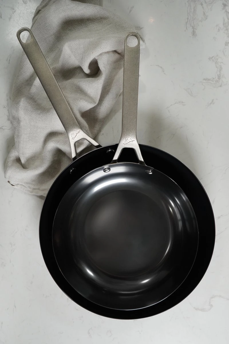 Saveur Selects Pannenset - Carbon Steel (Wokpan ø 35 Cm + Koekenpan ø 30 Cm) - Inductie En Alle Andere Warmtebronnen 10 Saveur Selects Pannenset - Carbon Steel (Wokpan ø 35 Cm + Koekenpan ø 30 Cm) - Inductie En Alle Andere Warmtebronnen - Afbeelding 8