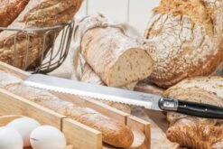 Laguiole Style De Vie Broodmes Zwart -Beste Keukengerei Broodmes Laguiole zwart sf gr 6