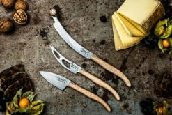 Laguiole Style De Vie Kaasmessen / Kaasmessenset Luxury Line Eikenhout Stonewash - 3 Stuks 15 Laguiole Style De Vie Kaasmessen / Kaasmessenset Luxury Line Eikenhout Stonewash - 3 Stuks -Beste Keukengerei LuxKaasV2EikStone 4