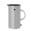 Stelton Waterkoker EM77 Light Grey 1.5 Liter 2 Stelton Waterkoker EM77 Light Grey 1.5 Liter -Beste Keukengerei OL 890 2 EM77 electric kettle light grey