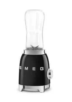 SMEG Smoothie Blender - Compact - Zwart - 600 Ml - PBF01BLEU 14 SMEG Smoothie Blender - Compact - Zwart - 600 Ml - PBF01BLEU -Beste Keukengerei WEB PBF01BLEU 5.jpg