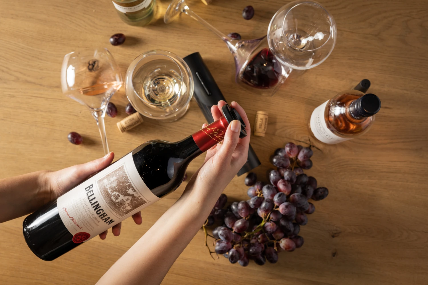 Sareva Wijnopener Set (met Wijnstopper. Foliesnijder & Schenktuit) 4 Sareva Wijnopener Set (met Wijnstopper. Foliesnijder & Schenktuit) - Afbeelding 2