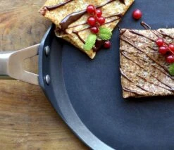 Valira Pannenkoekenpan Aire - ø 28 Cm - Standaard Anti-aanbaklaag -Beste Keukengerei crepepan5