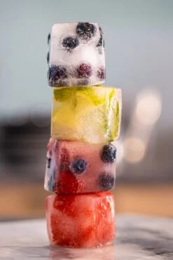 Sareva IJsblokjesvorm - 8 Grote Ijsblokjes - Siliconen - Easy Release - Herbruikbaar -Beste Keukengerei sereva ijs sfeer 6 1